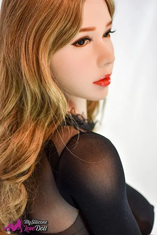 Dominatrix Sex Doll - Get Dominated By A Sex Doll !